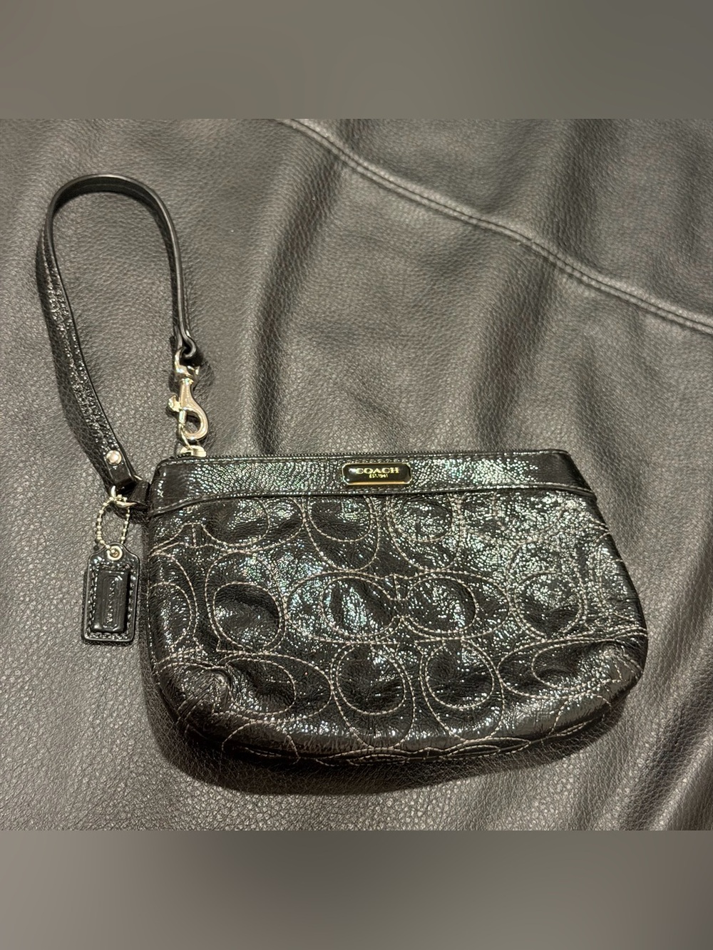 Coach Vintage y2k Black Patent Signature Wristlet / Pouch